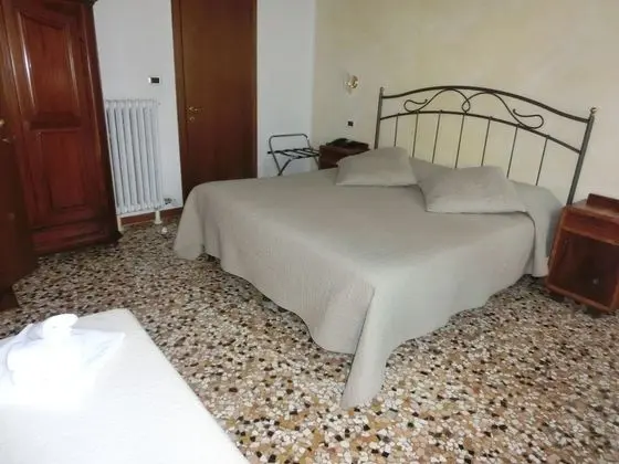 Classic Üç Kişilik Oda