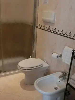 Classic Üç Kişilik Oda