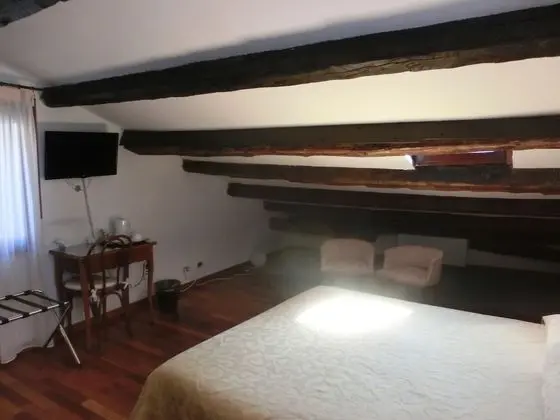 Economy Tek Büyük Yataklı Oda