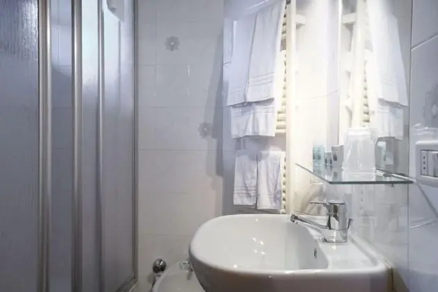 Tek Büyük Yataklı Oda, Balkon