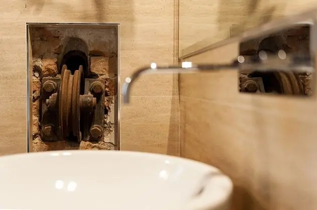 Deluxe Tek Büyük Yataklı Oda, 1 Çift Kişilik Yatak, Nehir Manzaralı