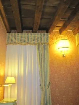 Junior Dört Kişilik Oda, Sigara İçilmez