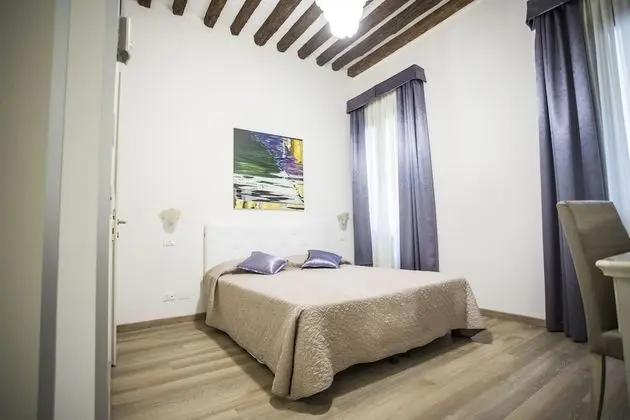 Classic Üç Kişilik Oda