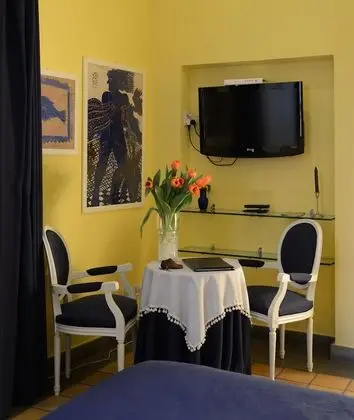 Standard Tek Büyük veya İki Ayrı Yataklı Oda