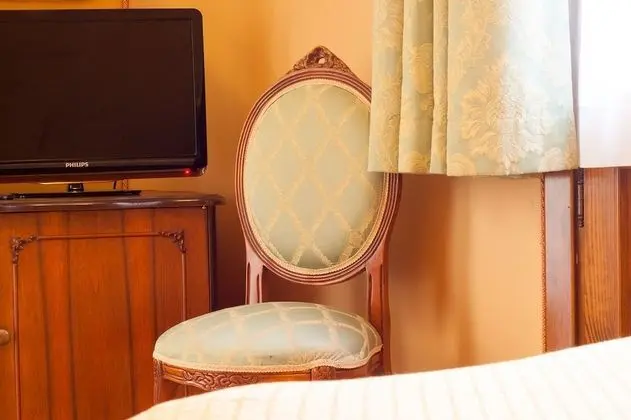 Tek Kişilik Oda, Kanal Manzaralı