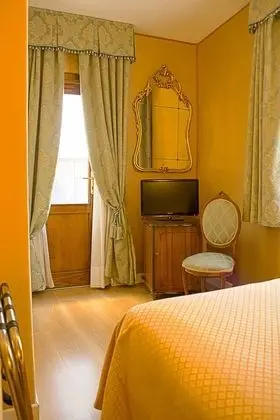 Tek Kişilik Oda, Kanal Manzaralı