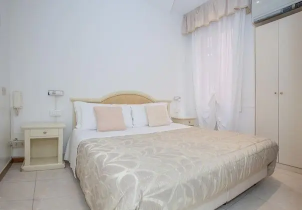 1 Çift Kişilik Veya 2 Tek Kişilik Yatak Comfort