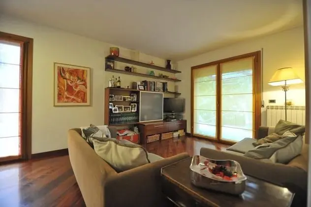 Luxury Apart Daire, 3 Yatak Odası, Mutfak, Ek Bina