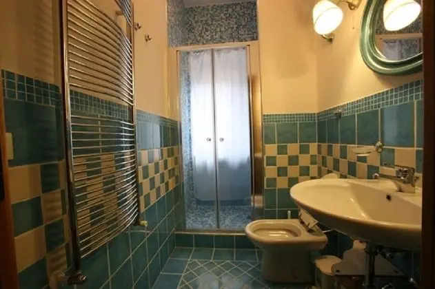 Deluxe Tek Büyük Yataklı Oda, Özel Banyo (External)