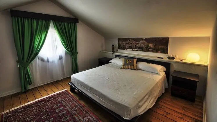 Tek Büyük Yataklı Oda