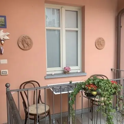 Tek Büyük veya İki Ayrı Yataklı Oda, Balkon