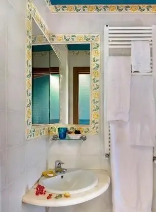 Standard Üç Kişilik Oda, Özel Banyo, Vadi Manzaralı