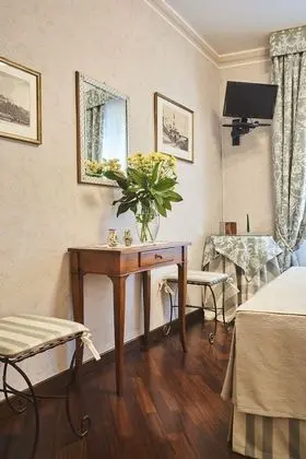 Superior Tek Büyük Yataklı Oda