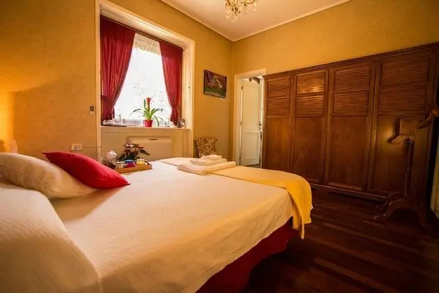 Tek Büyük veya İki Ayrı Yataklı Oda