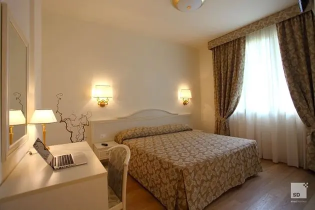 Premium Üç Kişilik Oda