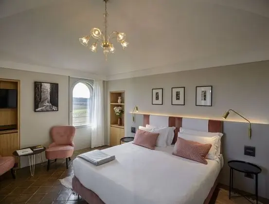 Deluxe Tek Büyük Yataklı Oda, Tepe Manzaralı