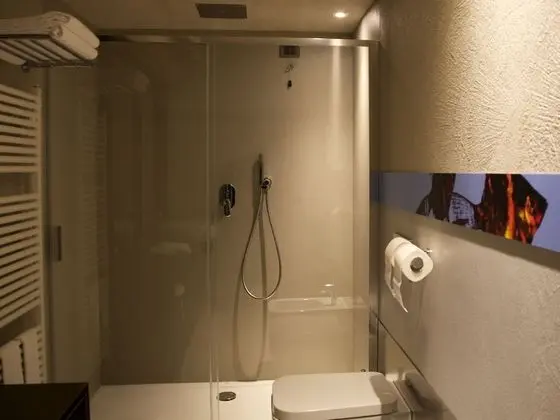 Standard Tek Büyük Yataklı Oda, Şehir Manzaralı