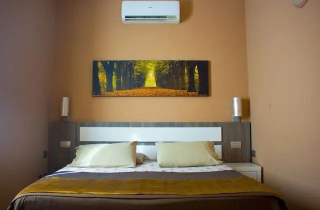 Tek Büyük veya İki Ayrı Yataklı Oda