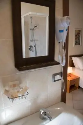 Double / twin room with independent access