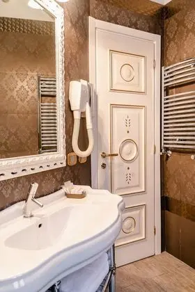 Deluxe Tek Büyük Yataklı Oda, 1 En Büyük (King) Boy Yatak