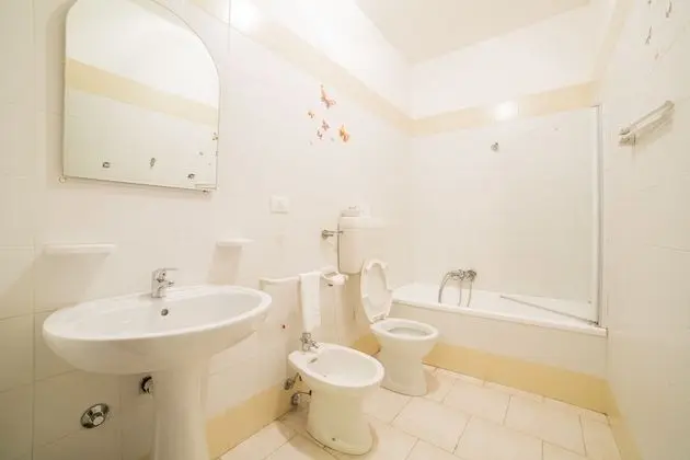 Economy Tek Büyük Yataklı Oda