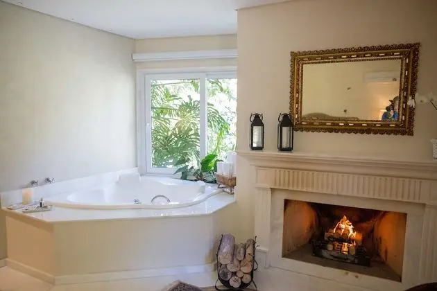 Premium Süit, Sıcak Su Küveti