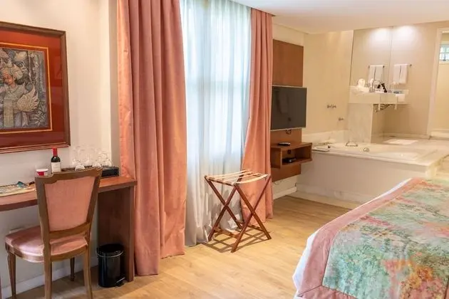 Premium Süit, Sıcak Su Küveti