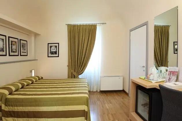 Tek Büyük veya İki Ayrı Yataklı Oda