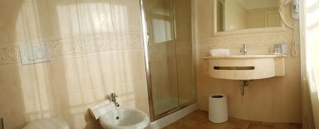 Superior Oda, 3 Tek Kişilik Yatak