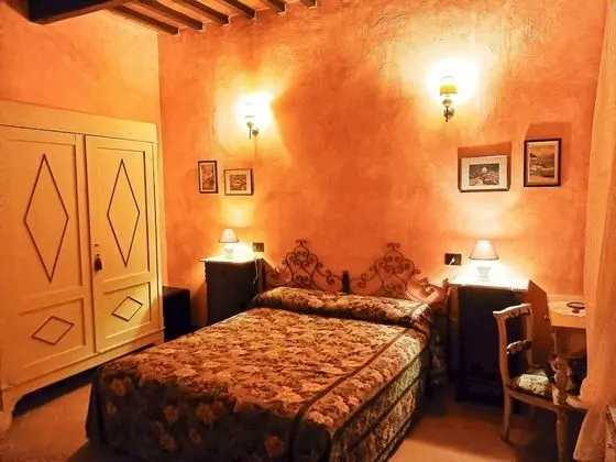 Tek Büyük Yataklı Oda