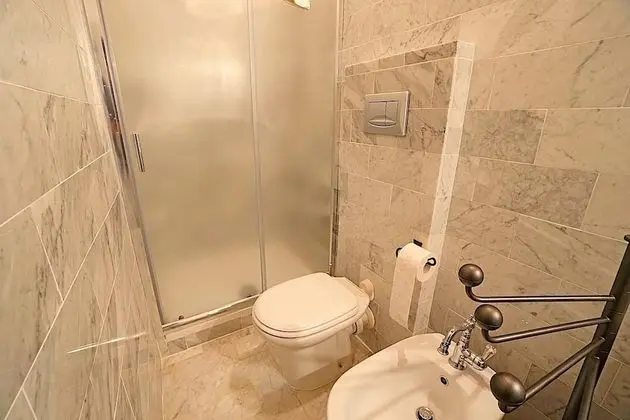 Tek Büyük Yataklı Oda (Degna)