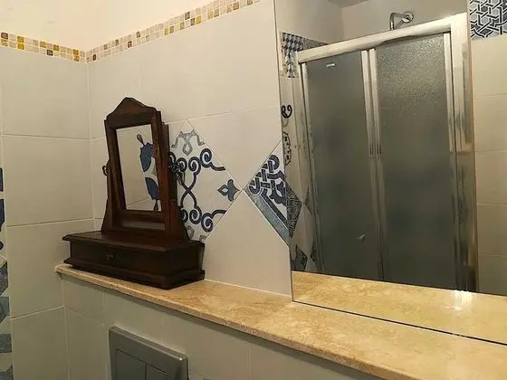 Tek Büyük Yataklı Oda (Iginia)