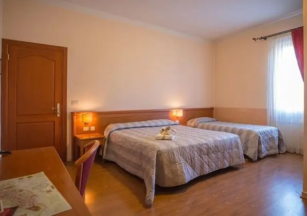 Classic Üç Kişilik Oda, Şehir Manzaralı