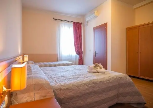 Classic Üç Kişilik Oda, Şehir Manzaralı