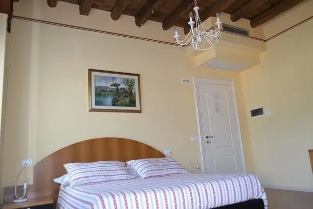 Tek Büyük Yataklı Oda, 1 Büyük (Queen) Boy Yatak