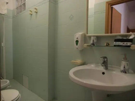 Basic Tek Büyük Yataklı Oda, Zemin Kat