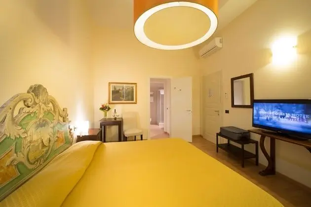 Tek Büyük Yataklı Oda