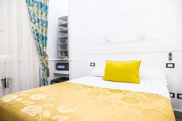 Economy Tek Büyük Yataklı Oda