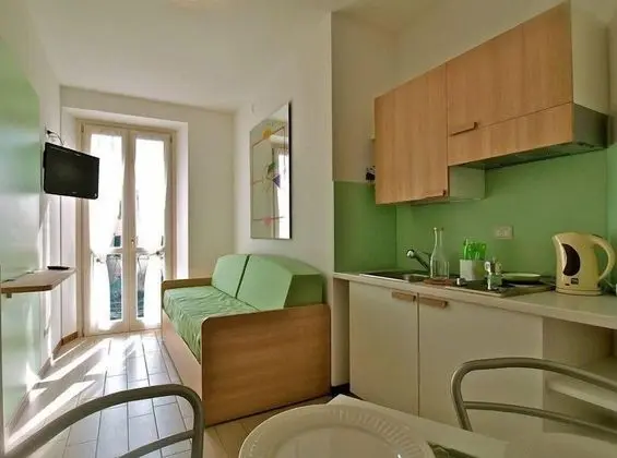 Standard Apart Daire, Balkon, Göl Manzaralı