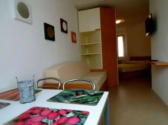Stüdyo, Mutfak, Göl Manzaralı