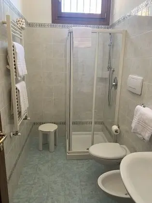 Üç Kişilik Oda