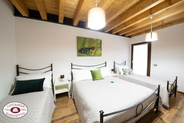 Superior Dört Kişilik Oda