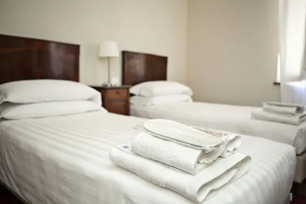 Tek Büyük veya İki Ayrı Yataklı Oda