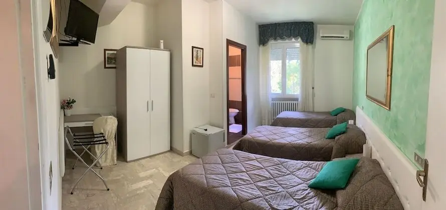 Standard Tek Büyük veya İki Ayrı Yataklı Oda