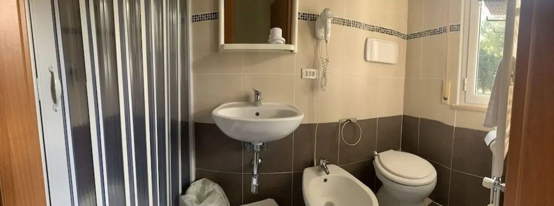 Standard Tek Büyük veya İki Ayrı Yataklı Oda