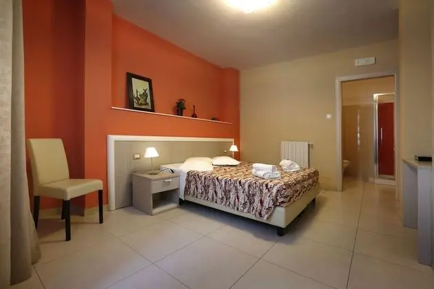 Tek Büyük veya İki Ayrı Yataklı Oda