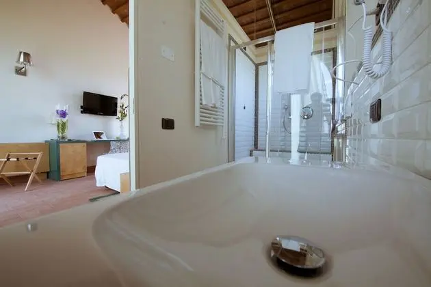 Junior Süit, Özel Banyo, Bahçe Manzaralı