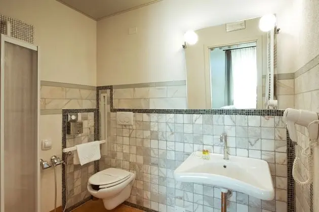 Standard Oda, 1 Büyük (Queen) Boy Yatak, Özel Banyo, Bahçe Manzaralı