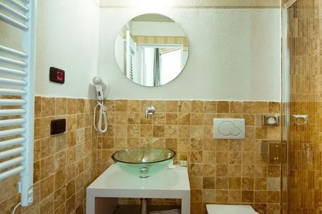 Superior Oda, Özel Banyo, Bahçe Manzaralı