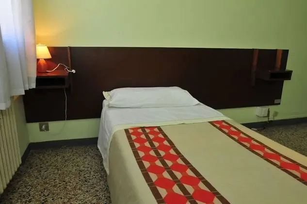 Basic Tek Kişilik Oda, Ortak Banyo